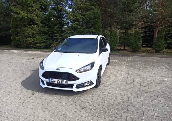 Ford Focus cena 52000 przebieg: 185000, rok produkcji 2015 z Gdynia małe 106